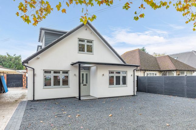Green Lane, Surrey KT16 4 bed detached house for sale