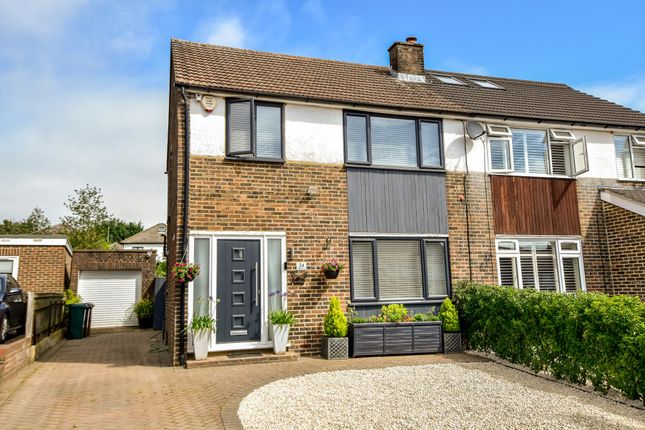 Follett Drive, Abbots Langley, WD5 3 bed semi
