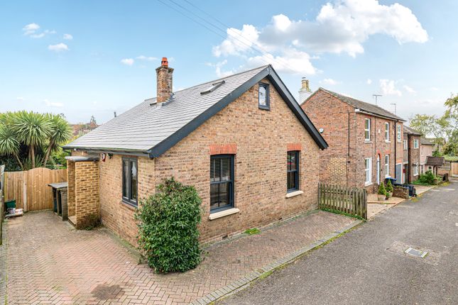 3 bed detached house