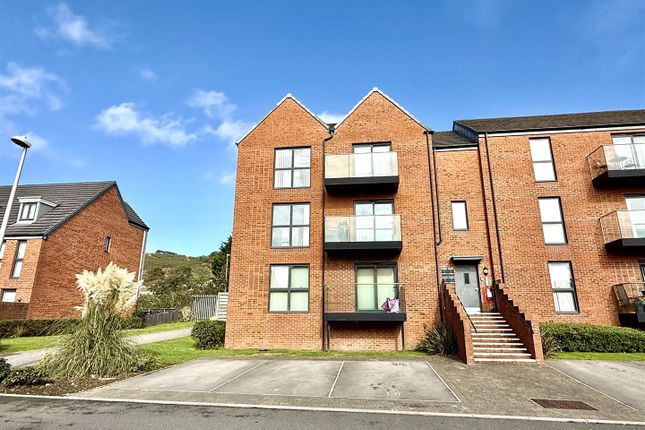 Sir Harry Secombe Court, Marina, Swansea 2 bed apartment for sale