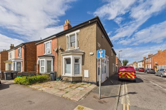 Robinhood Street, Gloucester 1 bed apartment for sale