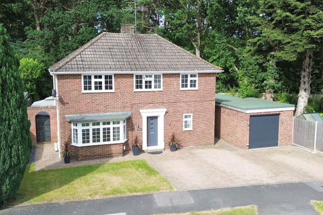 3 bed detached house