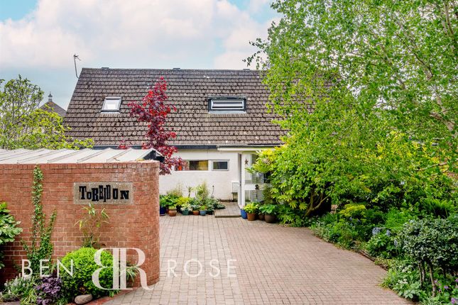 School Lane, Preston PR4 4 bed detached bungalow for sale