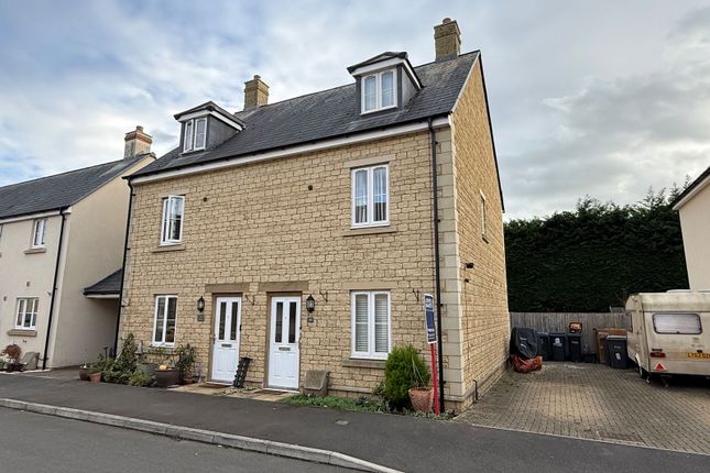 3 bedroom semi-detached house for sale