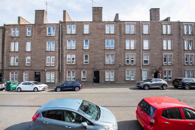 Pitfour Street, Dundee DD2 2 bed flat for sale