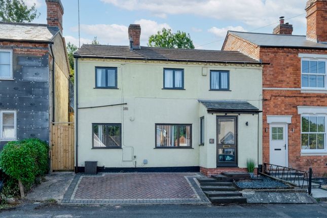 Enfield Road, Hunt End, B97 2 bed end of terrace house for sale