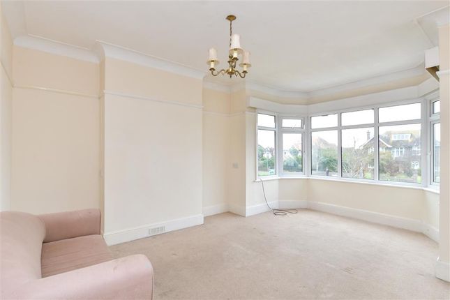 Grand Avenue, Worthing, West Sussex 4 bed maisonette for sale