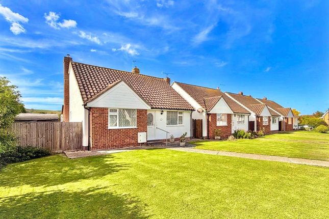 Went Hill Gardens, Eastbourne 2 bed detached bungalow for sale