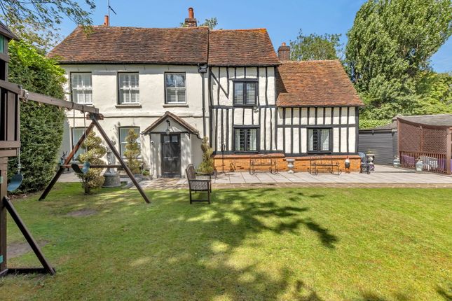 Maxwell Road, Stevenage SG1 6 bed detached house for sale