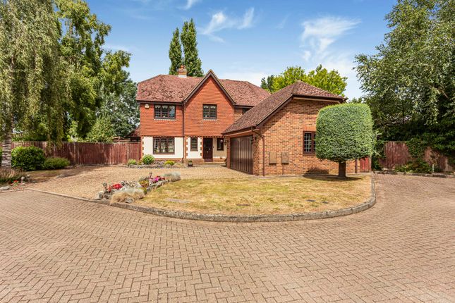4 bed detached house