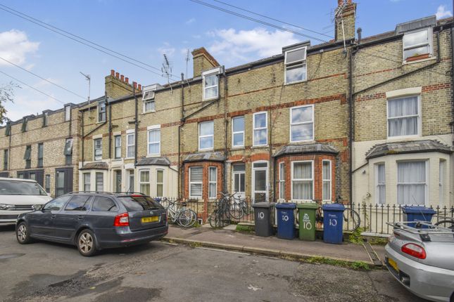 5 bedroom terraced house for sale