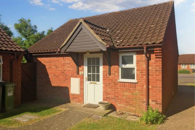 1 bedroom detached bungalow for sale