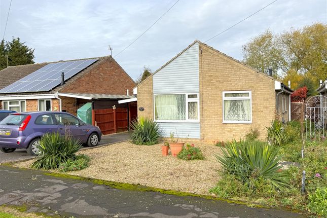 2 bed detached bungalow