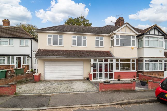 5 bedroom semi-detached house for sale