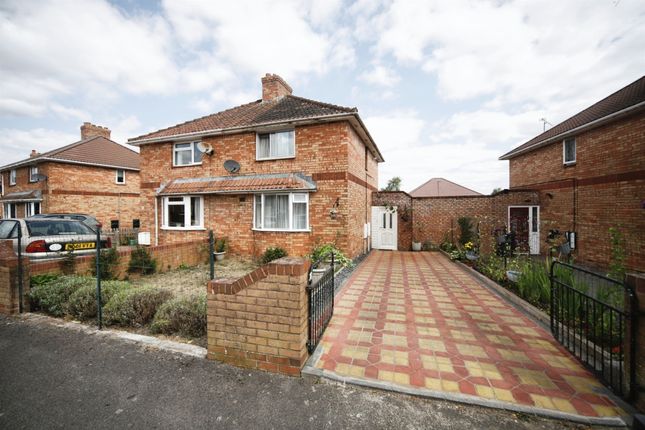 2 bedroom semi-detached house for sale