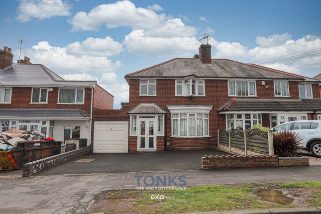 Summerfields Avenue, Halesowen B62 3 bed semi