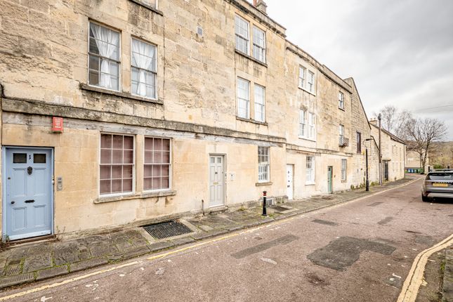 2 bedroom maisonette for sale