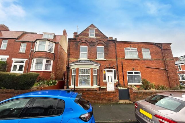 Woodall Avenue, Scarborough, YO12 4 bed property for sale
