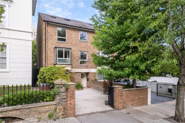 Cavendish Avenue, London, NW8 End of terrace house for sale