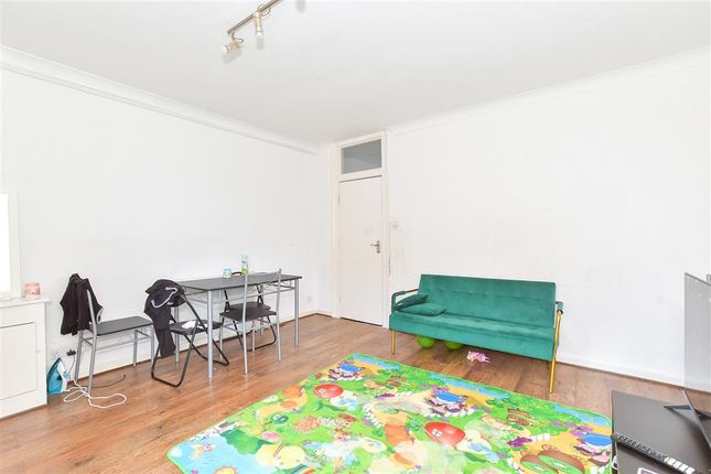 2 bed flat