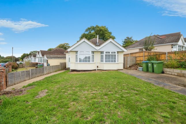 2 bedroom detached bungalow for sale