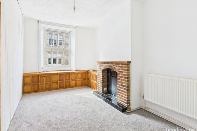 2 bedroom cottage for sale