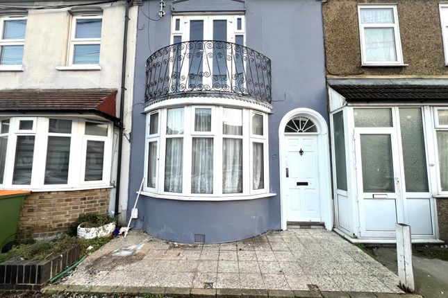 Avenons Road, London E13 3 bed house for sale