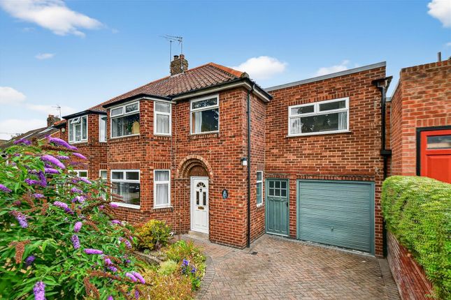 4 bedroom semi-detached house for sale