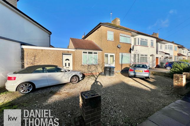 3 bedroom semi-detached house for sale