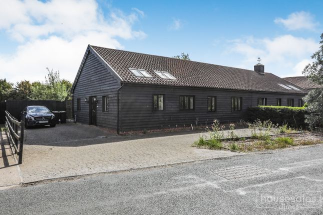 3 bed semi-detached bungalow