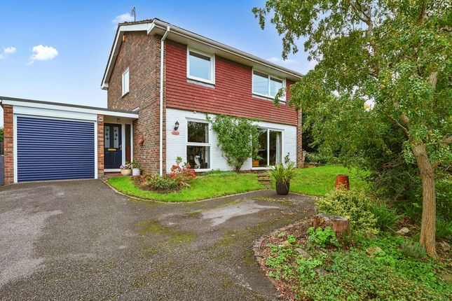 Westwell Lane, Ashford TN26 4 bed detached house for sale