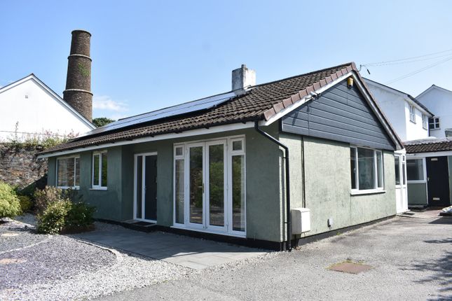 Raymond Road, Redruth, Cornwall, TR15 3 bed bungalow for sale