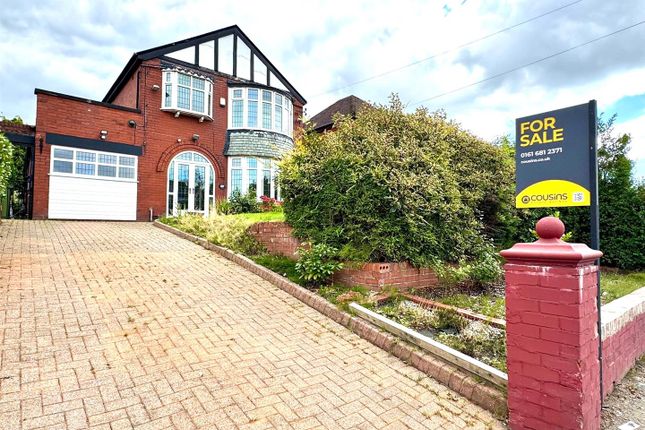 Broadway, Chadderton, Oldham 4 bed detached house for sale