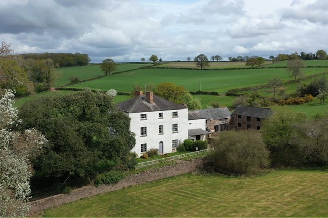 12 bed detached house