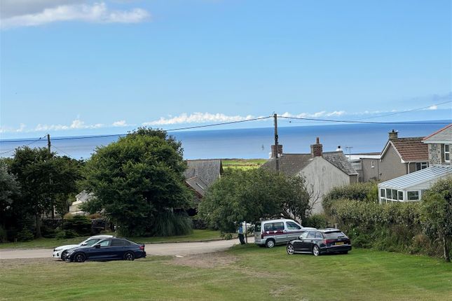 The Lizard TR12 4 bed detached house for sale