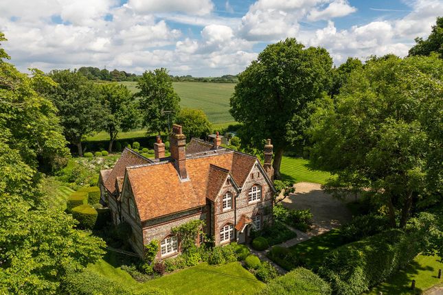 Oxenwood, Marlborough, Wiltshire, SN8 4 bed detached house for sale