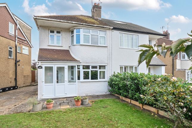 Constance Crescent, Hayes, BR2 3 bed semi