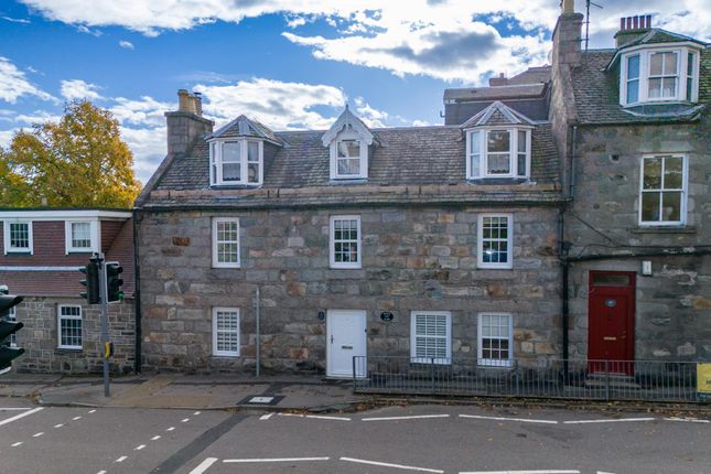 38 The Square, Grantown on Spey 3 bed terraced house for sale