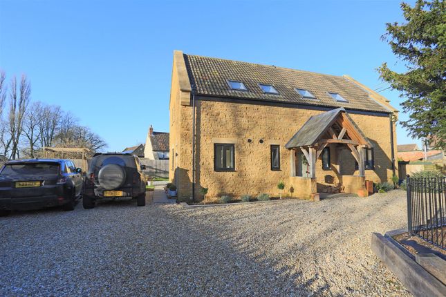3 bed detached house