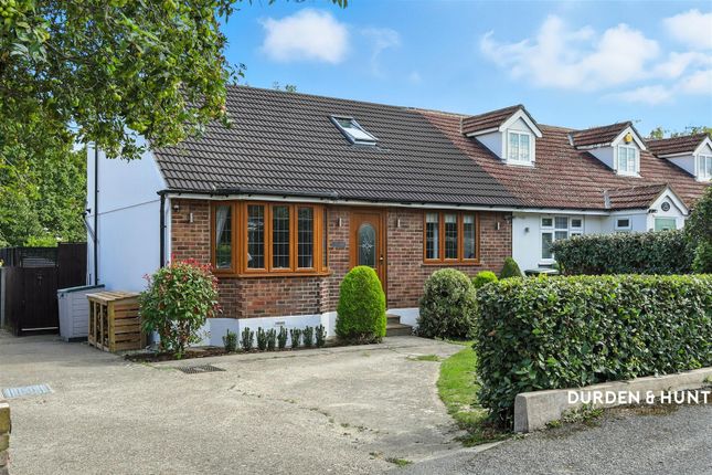 Spring Pond Meadow, Hook End, CM15 3 bed semi