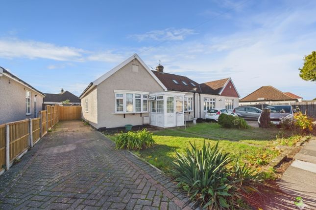 Dorcis Avenue, Bexleyheath, Kent, DA7 3 bed semi