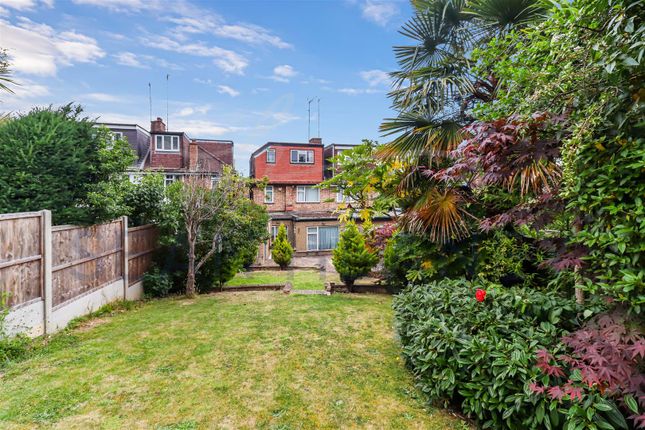 Calton Road, Barnet EN5 4 bed semi