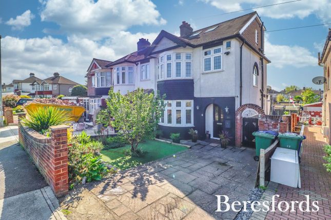 Toplands Avenue, Aveley, RM15 4 bed semi