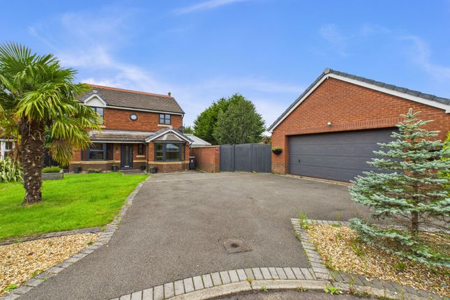 Simmons Avenue, Walten Le Dale PR5 4 bed detached house for sale
