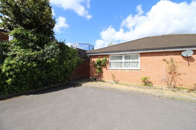 Pretoria Road, Southampton SO30 2 bed bungalow for sale