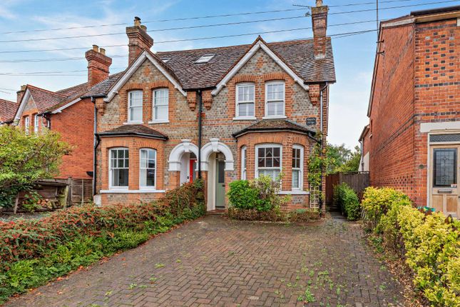 Reading Road, Pangbourne, Berkshire 4 bed semi