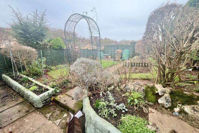Bowland Close, Roselands, Paignton 2 bed semi
