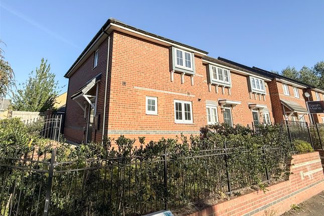 Derwentwater Road, Gateshead, NE8 3 bed end of terrace house for sale