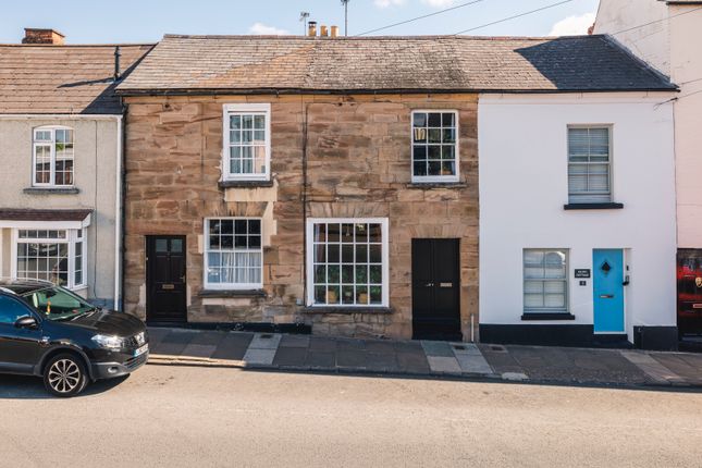 2 bedroom terraced house for sale