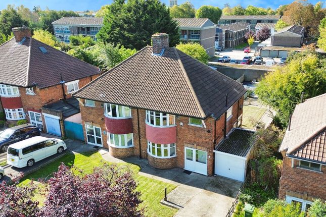 3 bedroom semi-detached house for sale